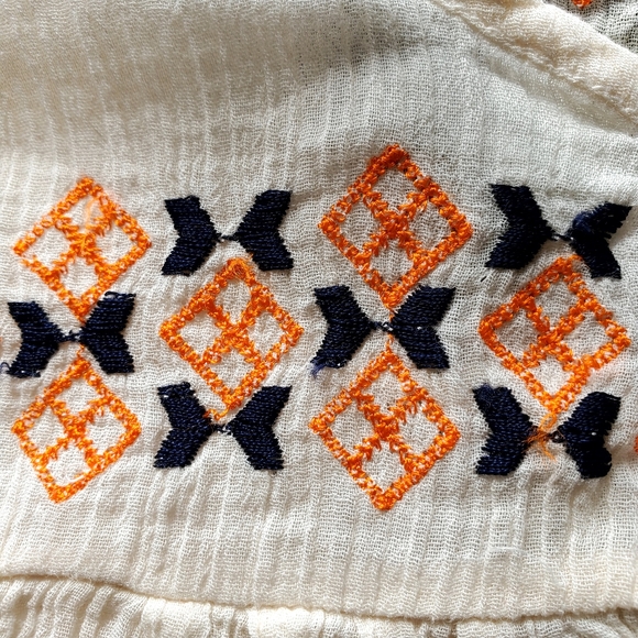 JOIE Nira Geo Cotton Embroidered Peasant Top - Picture 7 of 10